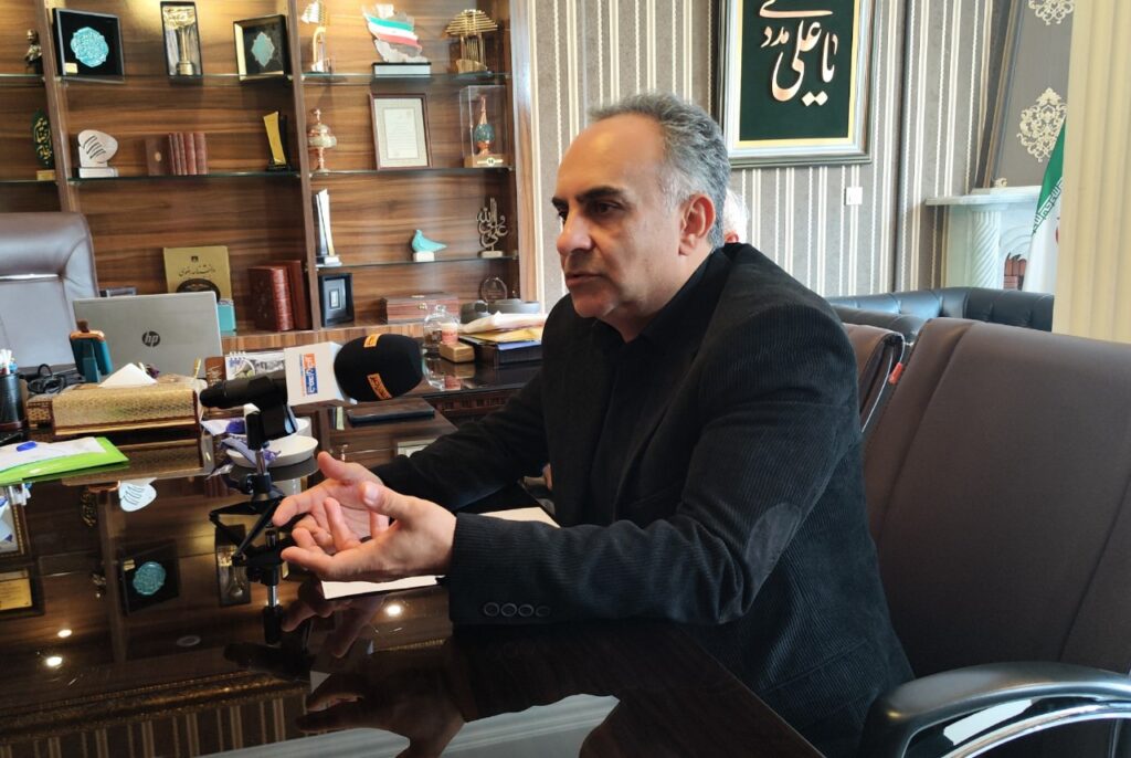 دبیر انجمن صنفی دفاتر خدمات مسافرتی خراسان رضوی: برخی گردانندگان تورهای غیرمجاز سابقه فعالیت در دفاتر رسمی دارند