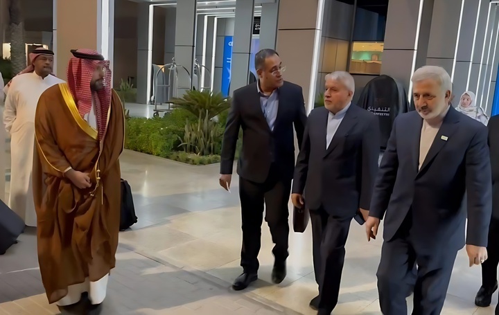 تقویت جایگاه ایران در ساختارهای جهانی گردشگری