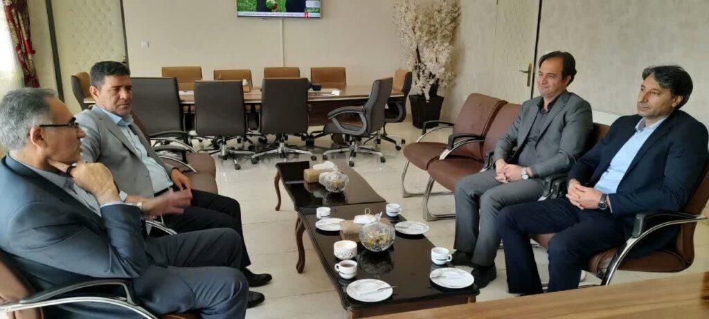 توسعه گردشگری مرند با محوریت موزه «دکتر نصیری» و بومگردیها دنبال میشود/ لزوم تدوین نقشه راه پروژههای اولویتدار در مرند 921185