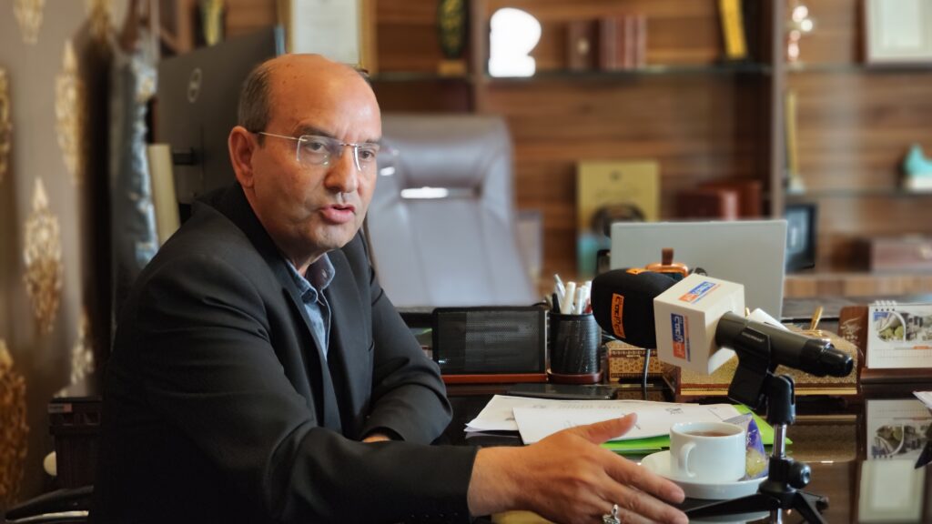 معاون گردشگری خراسان رضوی:جریمه 218 میلیون تومانی برای فعالان غیرمجاز گردشگری