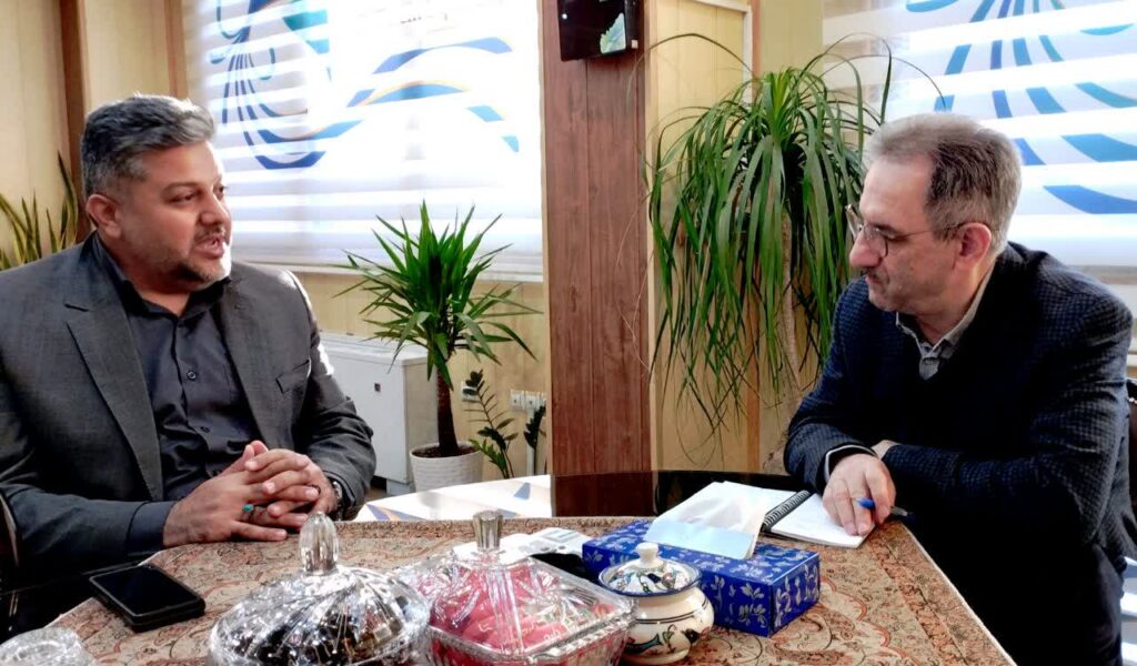 در دیدار صمیمانه معاون گردشگری کشور بامدیرعامل اقامت۲۴ تاکید شد/گردشگری نیازمند حمایت و مراقبت ویژه