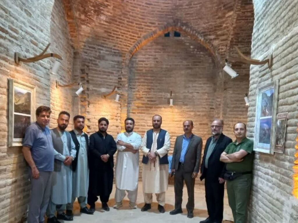 رونق و افزایش ماندگاری گردشگر با تعریف جریان و محورهای جدید گردشگری در خراسان رضوی