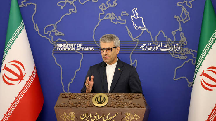 سخنگوی وزارت امور خارجه : تسهیل سفر زائران و توسعه دیپلماسی اقتصادی را دنبال میکنیم اسماعیل بقایی