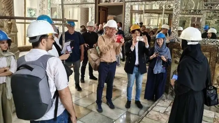 بازدید خبرنگاران از اسیب ها 1