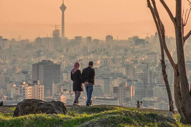 تهران در مسیر گذار از «شهر کار» به «شهر زندگی و گردشگری»