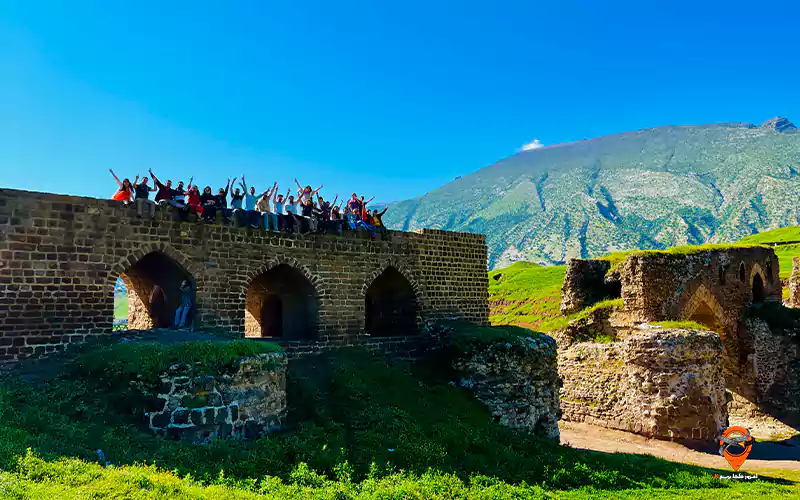 نخستین تور تخصصی «تعالی هامشو» ویژه فعالان گردشگری در ایلام برگزار شد