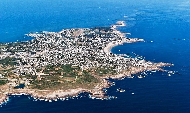 ۱۲ رکورد در ۱۲ ماه؛ جهش بیسابقه کیش در سرمایهگذاری، گردشگری و زیرساخت