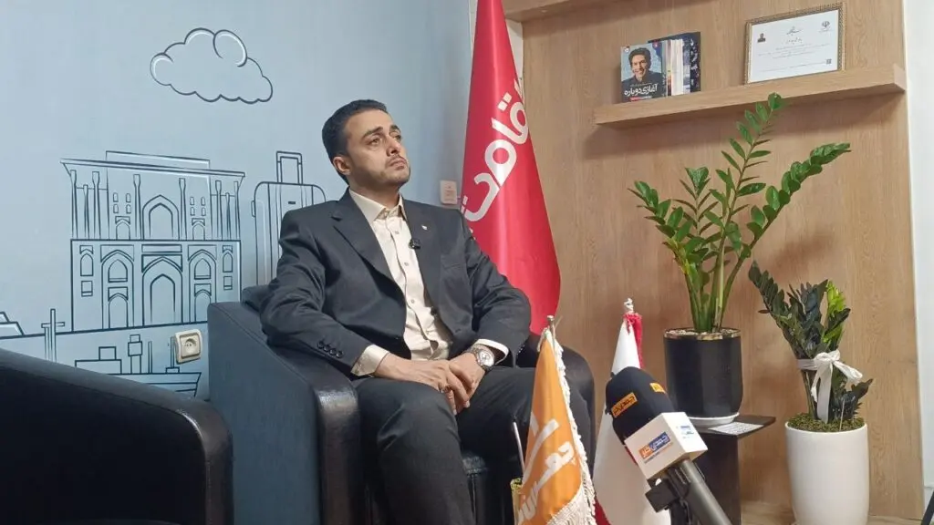 درگفتگو با چمدان خبر/رئیس اداره میراث فرهنگی،گردشگری مشهد:نگاه اقتصادی صرف به زائر وجود ندارد/ظرفیت اقامتی مشهد همچنان یک مزیت مهم است جواد میبدی