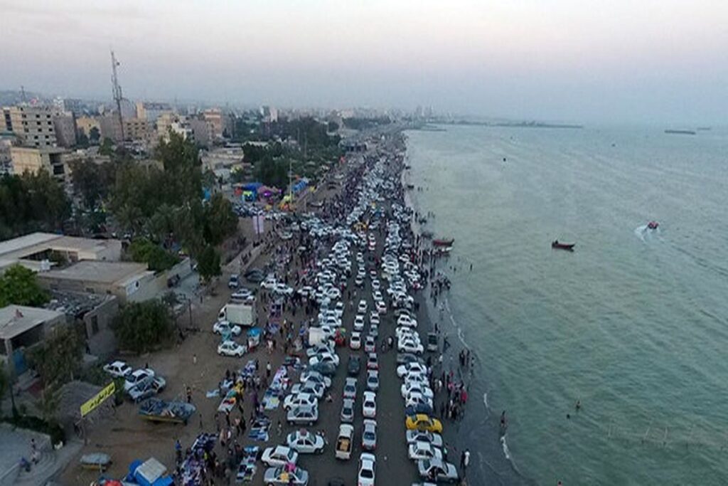 هرمزگان به بازآفرینی در ساختار و رویدادهای گردشگری نیاز دارد/ ۱۲ رویداد گردشگری تا پایان سال تعریف میشود ساحل هرمزگان 1