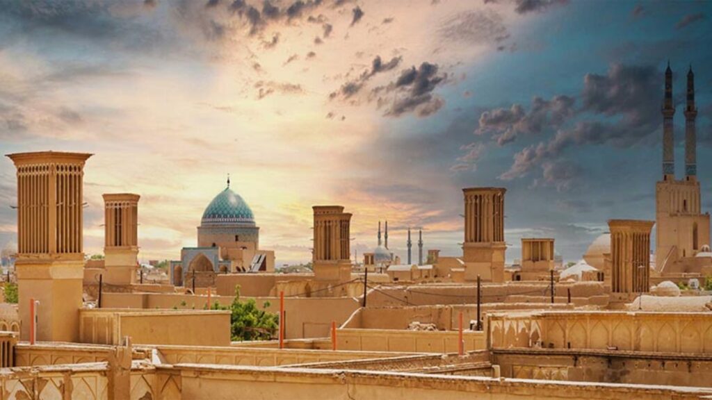 تخفیف تا ۹۰ درصدی عوارض ساخت هتلهای پنجستاره در یزد عکس یزد