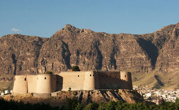 افتتاح ۶ هتل در بروجرد و ساماندهی فلکالافلاک؛ لرستان در آستانه جهش گردشگری قلعه فلک الافلاک