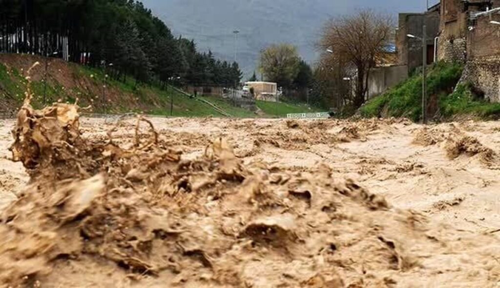 هشدار بارندگی در مازندران؛ پرهیز از طبیعتگردی و تردد در مناطق پرخطر هشدار سیلاب 2