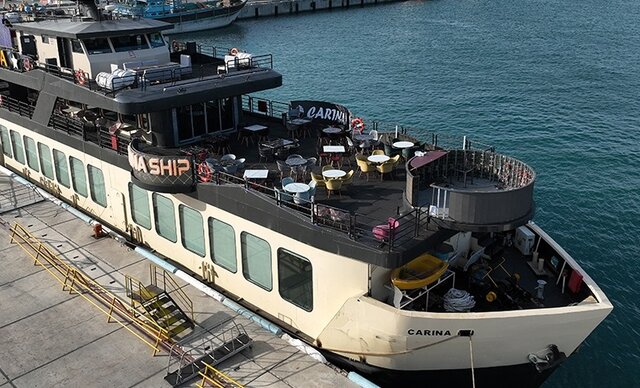 آغاز فعالیت کشتی گردشگری «کارینا» در آبهای بوشهر